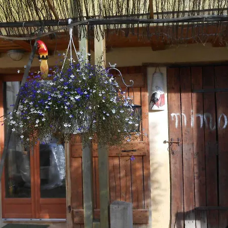 Vakantiehuis Arie Chez Mimosa Dému