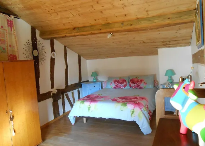 Arie Chez Mimosa Dému